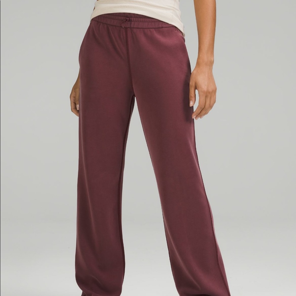 Soft stream pants in *Charcoal Gray!*
